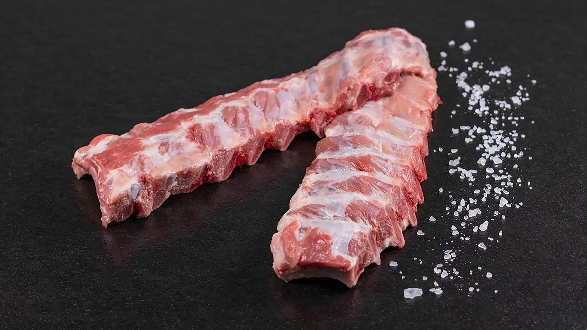 Saftige Loin Ribs vom Schweinerücken - Traditionelle Metzgerei Qualität