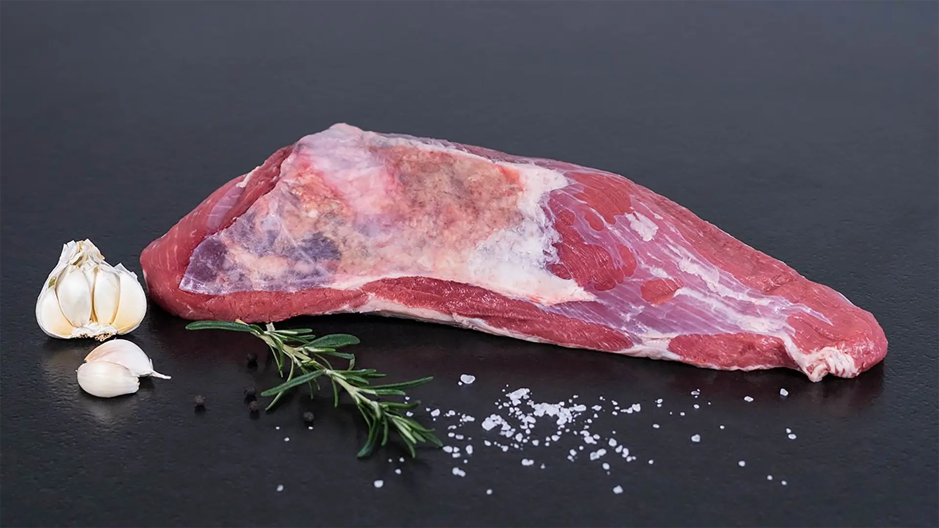 Frisches Rinderbürgermeisterstück von heimischen Strohbullen - Metzgerei Braidt