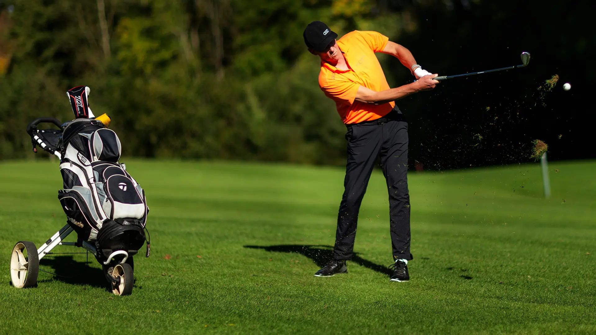 Event-Fotografie von Walter Jahrstorfer beim Unternehmer-Golfturnier in Niederbayern mit Franz Renaltner